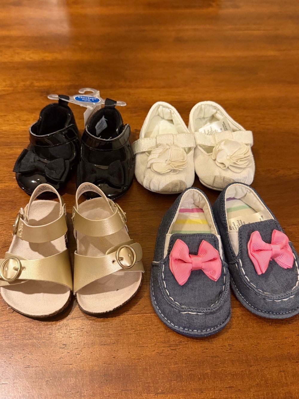 Size‎ 1 (0-3 months) baby shoe bundle